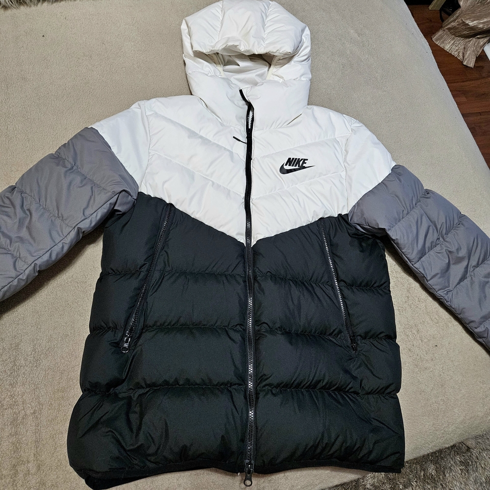 Nike Storm fit puffer jacket